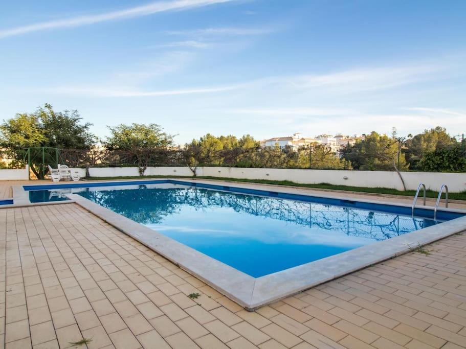 Central Apartment - Pool And Sea View & Albufeira Center المظهر الخارجي الصورة