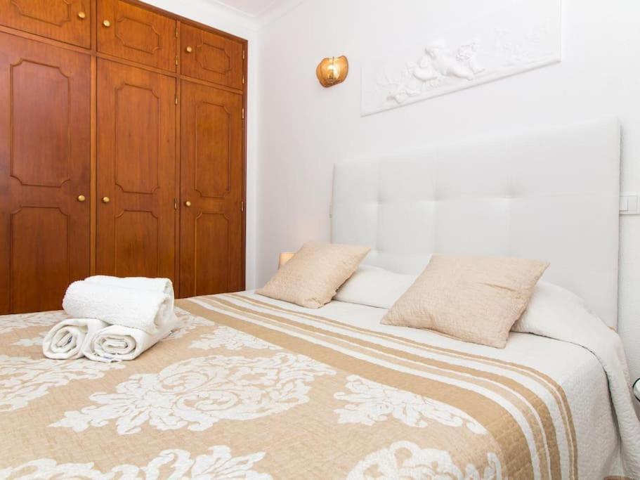 Central Apartment - Pool And Sea View & Albufeira Center المظهر الخارجي الصورة